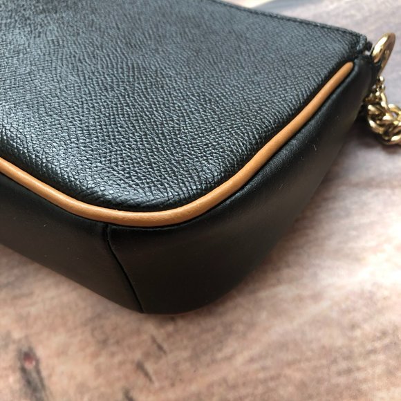SOLD ❌COACH Nolita 19 Zipper Pouch Mini Bag Black Leather Gold-tone Chain Strap - Picture 6 of 11